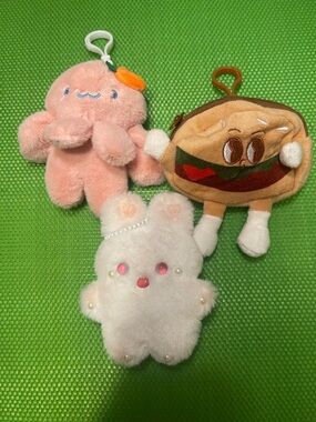 No Boundaries Plush Octopus Keychain - Peach Pink with Orange Accent
